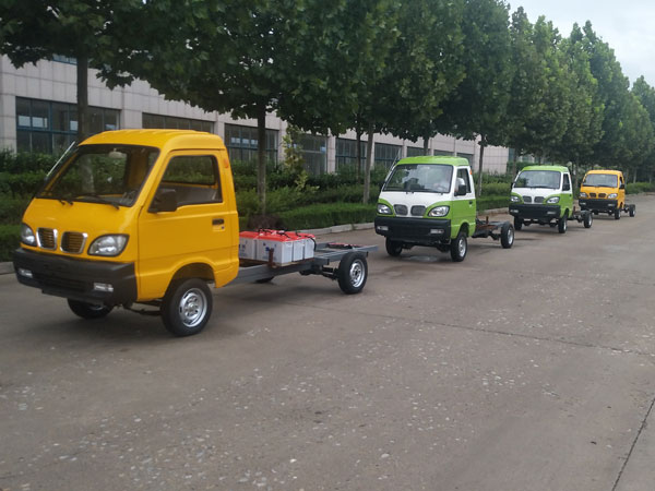 電動(dòng)車(chē)底盤(pán)